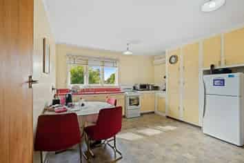 10 Quinlivan Street, Hawarden