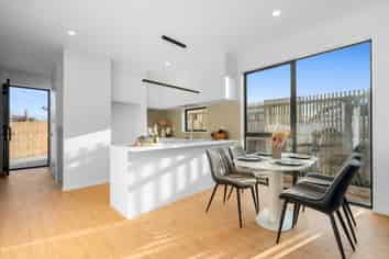 31A La Trobe Street, Pakuranga Heights