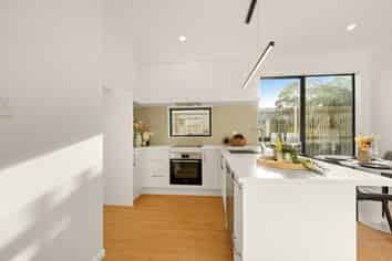 31A La Trobe Street, Pakuranga Heights