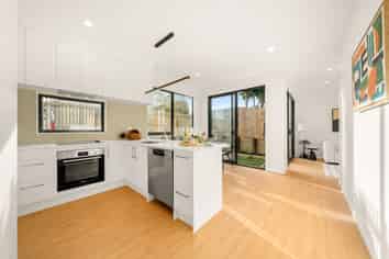 31D La Trobe Street, Pakuranga Heights