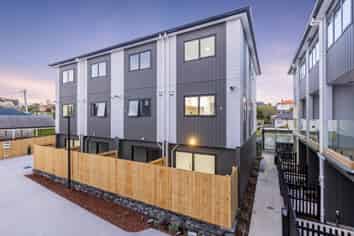 11/717-719 Sandringham Ext, Mount Roskill