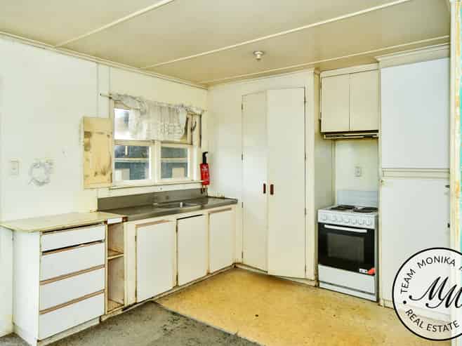 69 Ashton Avenue, Otara