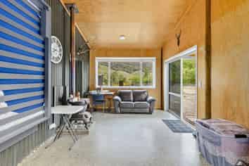 9 Nuggety Creek Road, Longford