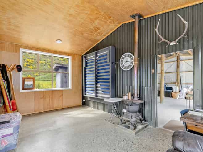 9 Nuggety Creek Road, Longford