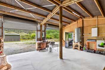 9 Nuggety Creek Road, Longford