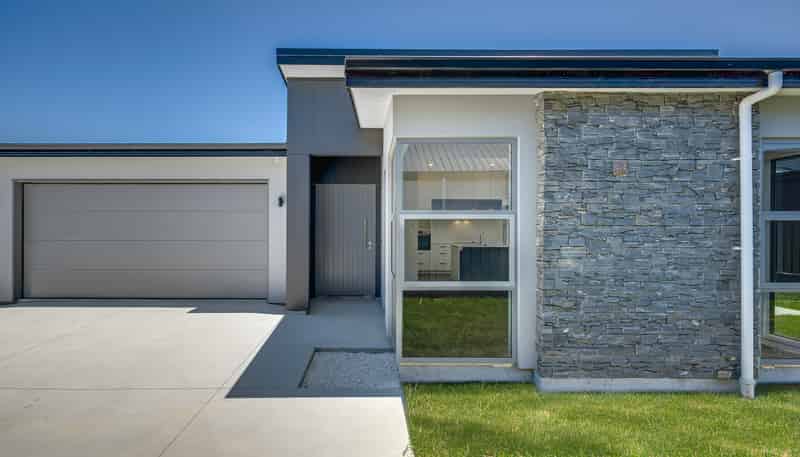 22 Whangaehu Place, Te Awa