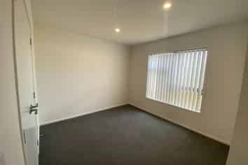 11C Tawa Crescent, Manurewa