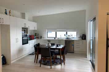 11C Tawa Crescent, Manurewa