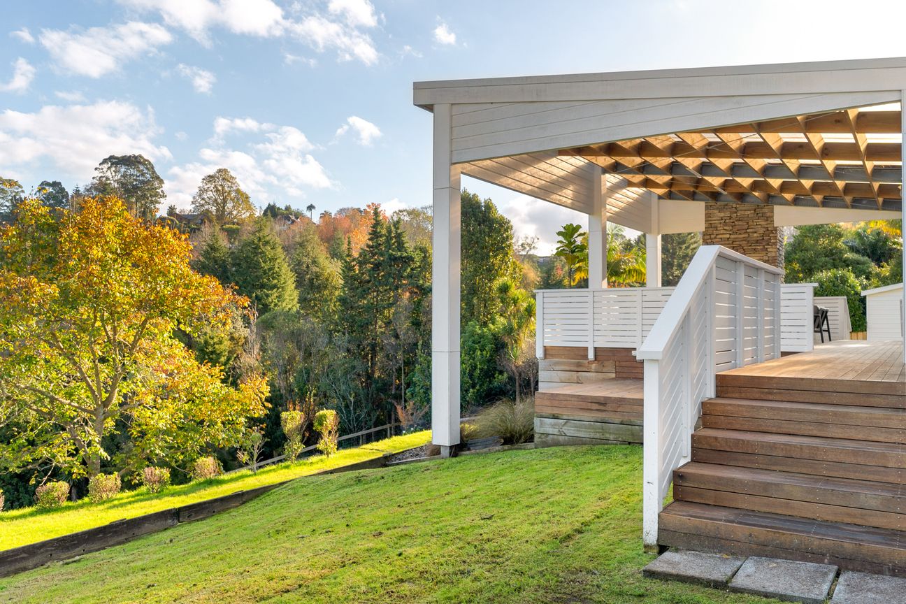 A Hidden Sanctuary Above the Valley - Ansicht 2
