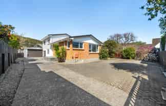 204a Waiwhetu Road, Waterloo