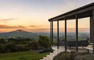 8 Tiwarawara Lane, Pirongia