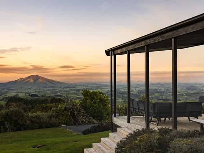 8 Tiwarawara Lane, Pirongia