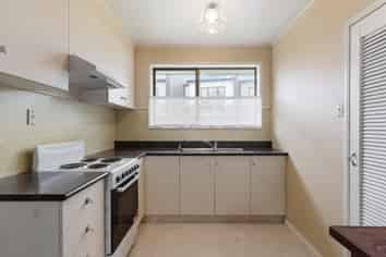 2/23 Fairview Road, Papatoetoe