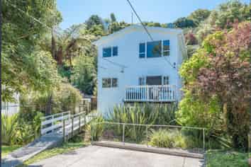 30A Friend Street, Karori