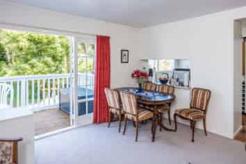 30A Friend Street, Karori