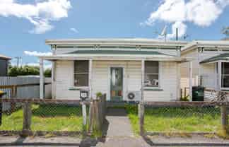 15 Allardice Street, Dannevirke