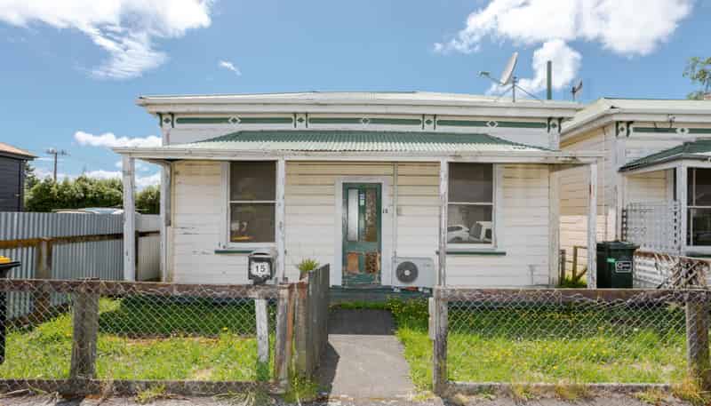 15 Allardice Street, Dannevirke
