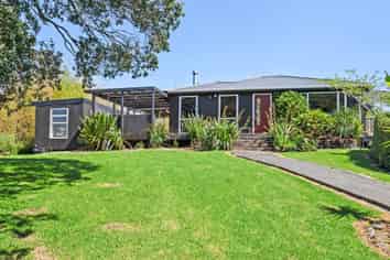 77 Portland Road, Portland