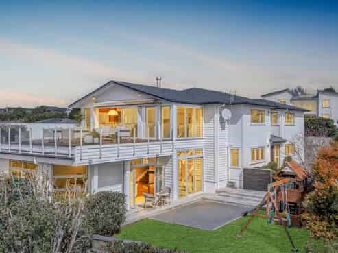 9 The Way, Beachlands