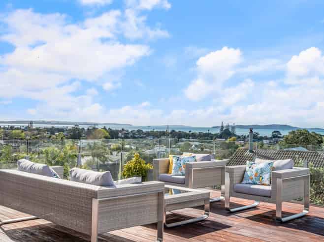 9 The Way, Beachlands