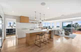 9 The Way, Beachlands