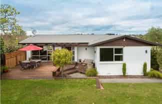 13 Beaumaris Place, Dinsdale