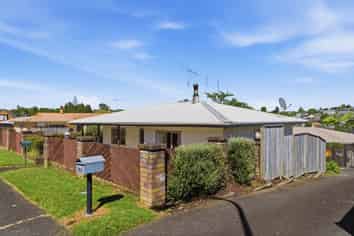 12a Burns Street, Gate Pa