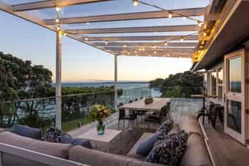 899 Whangaparaoa Road, Manly