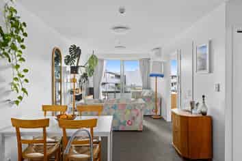 Apt 115/17 Link Crescent, Stanmore Bay