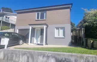 1 Glenvale Place, Totara Vale