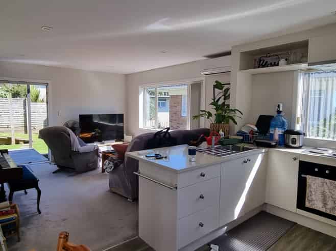 1 Glenvale Place, Totara Vale