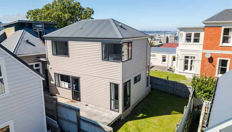 6 Agnew Street, North Dunedin