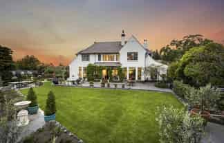 365 Stuart Street, Roslyn