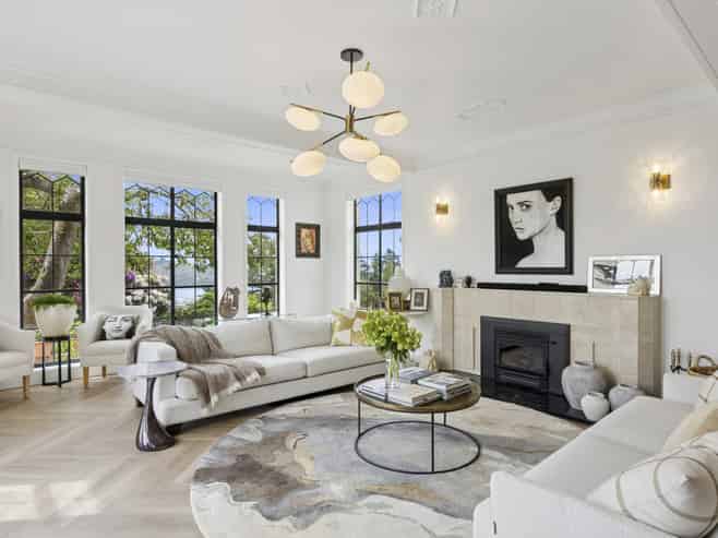 365 Stuart Street, Roslyn