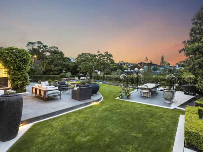 365 Stuart Street, Roslyn