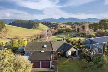 155 Downs Road, Geraldine Downs