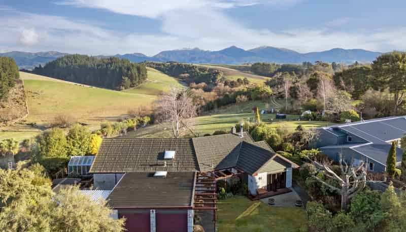 155 Downs Road, Geraldine Downs