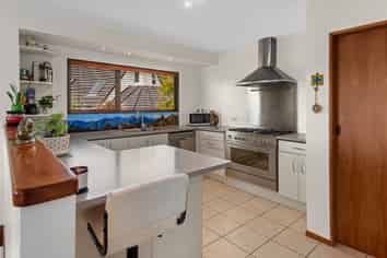 296 Beach Road, Onerahi