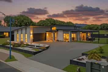 9 Lady Jocelyn Place, Whitianga