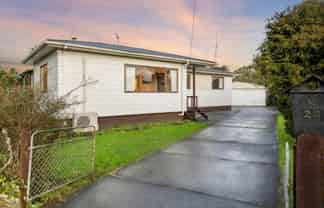 24 Resolute Way, Papakura