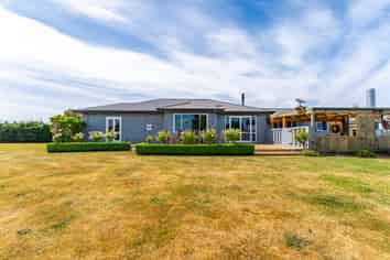 8 Arowhenua Station Road, Kerrytown