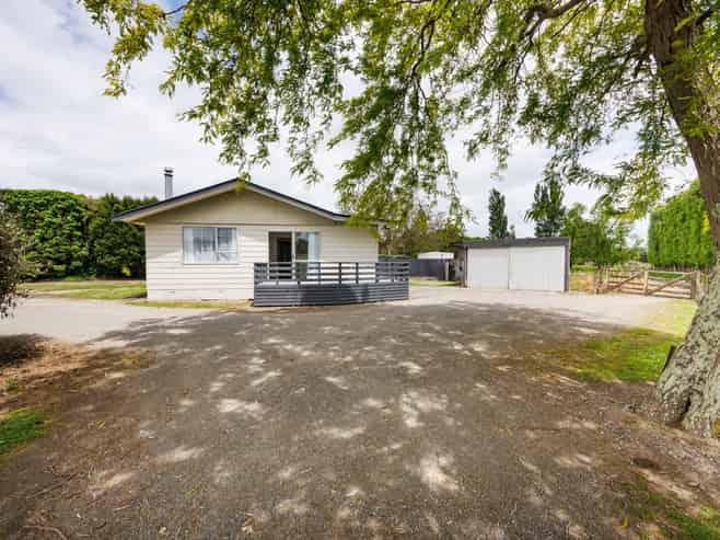 823 Napier Road, Whakarongo