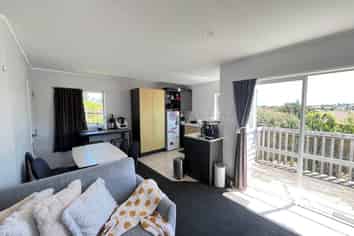 74B Litten Road, Howick