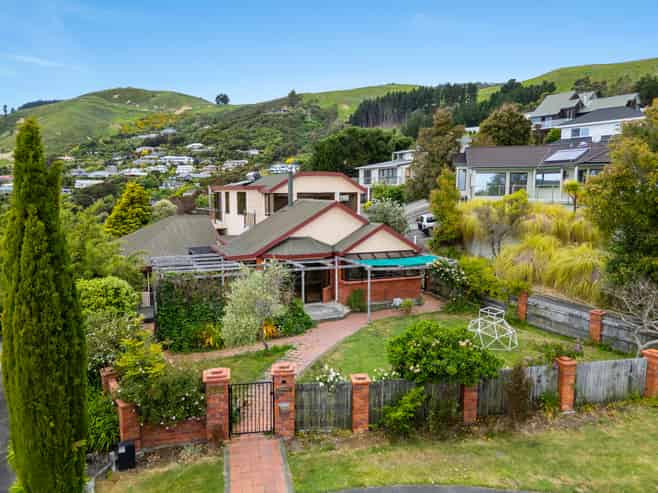 102 Brooklands Road, Atawhai