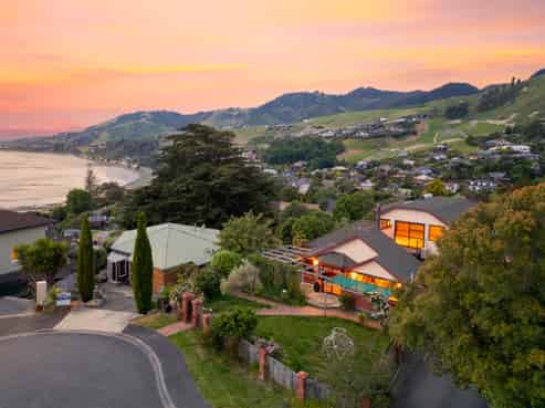 102 Brooklands Road, Atawhai