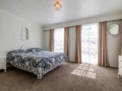 940 State Highway 1, Himatangi