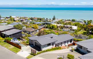 4 McConnell Place, Marybank