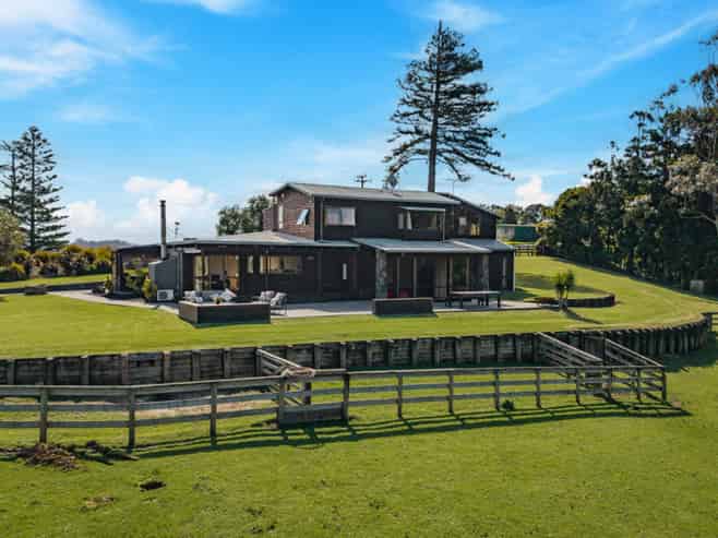 173 Puke Road, Kumeu