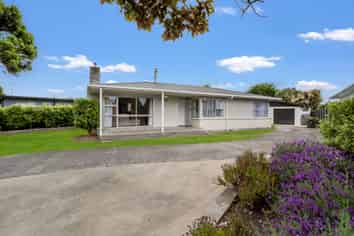 25 Pinedale Parade, Milson