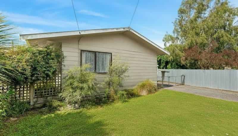 73 Roberts Road, Lansdowne